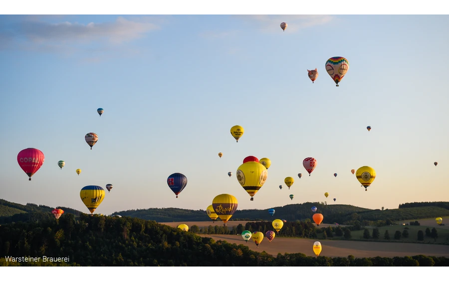 Ballonstart gegen Abend
