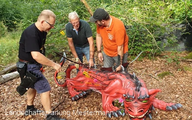 Bogenparcours Ziel roter Drache