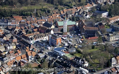 Luftbild Stadtzentrum Saint Pol s. T.