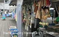 Stand auf dem Warsteiner Wochenmarkt Stand auf dem Warsteiner Wochenmarkt