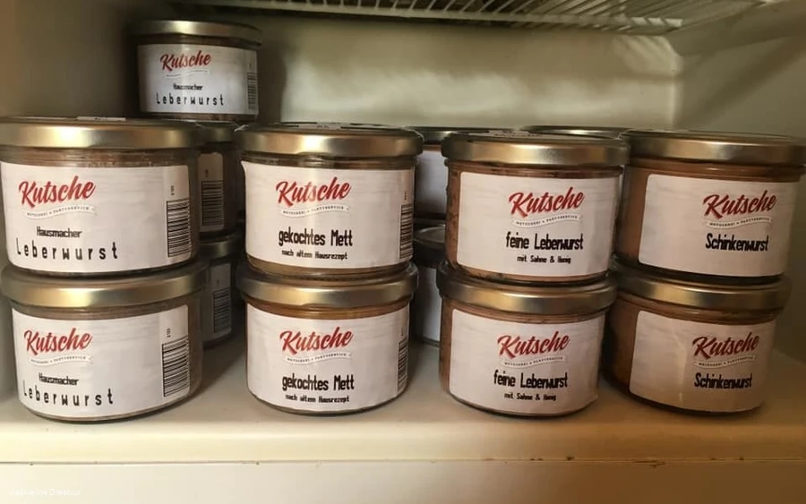 Leberwurst, gekochtes Mett im Glas