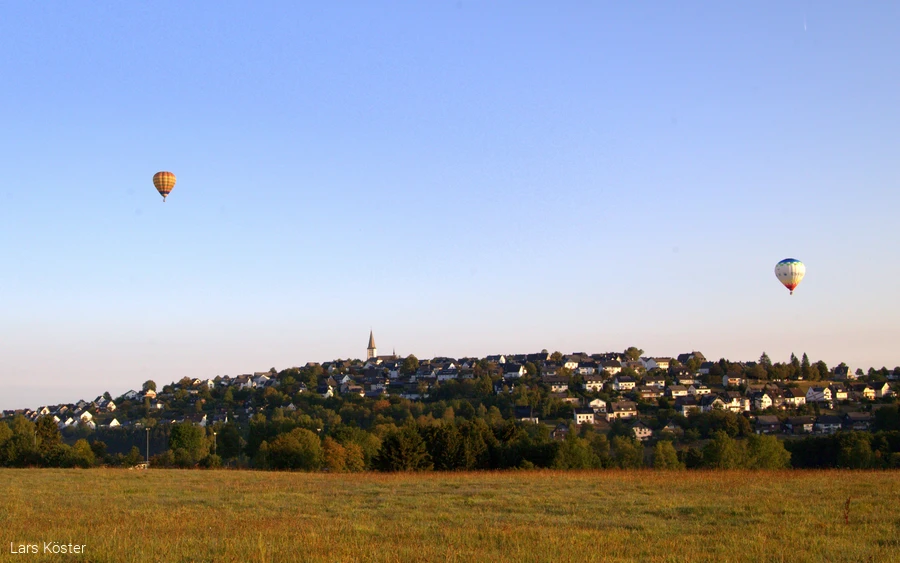 Ballone über Hirschberg