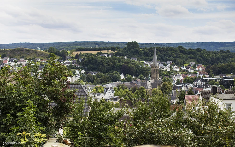 Ausblick über Warstein von der Alten Kirche
